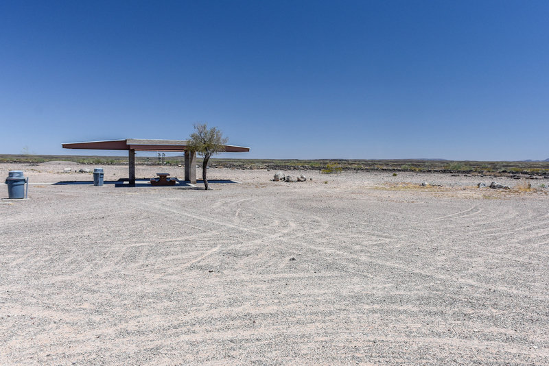 Schaduwplekje in de woestijn
