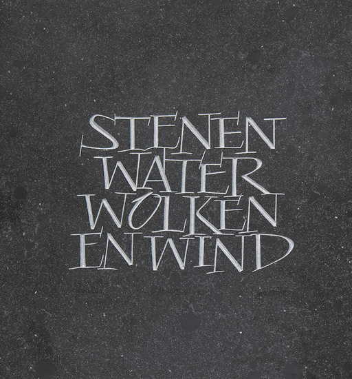stenen water wolken en wind