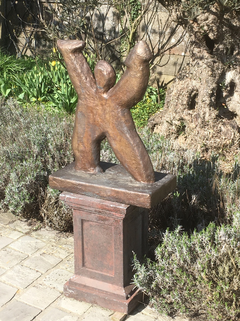 Triumphator.  Triomfator.