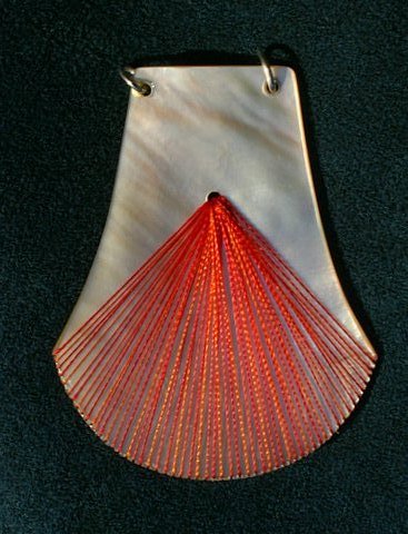 klokvormige schelp hanger