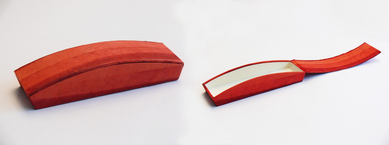 Doos met gebogen deksel