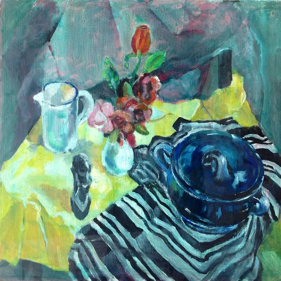 Stilleven tafel met bloemen, kan en schaal