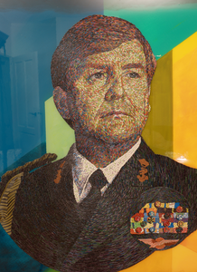 The King is a portrait of King Willem-Alexander. I chose King Willem-Alexander for this piece because I deeply admire Dutch culture. To me, he represents the core values of the Netherlands, freedom, solidarity, and tradition. This artwork reflects my personal appreciation for these values and my admiration for the Netherlands, capturing the essence of what makes Dutch society so special.