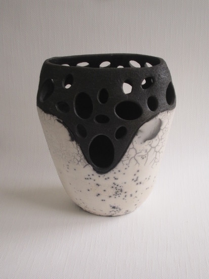 Gaten vaas (Naked Raku)