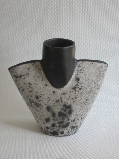 Vaas naked-raku torso