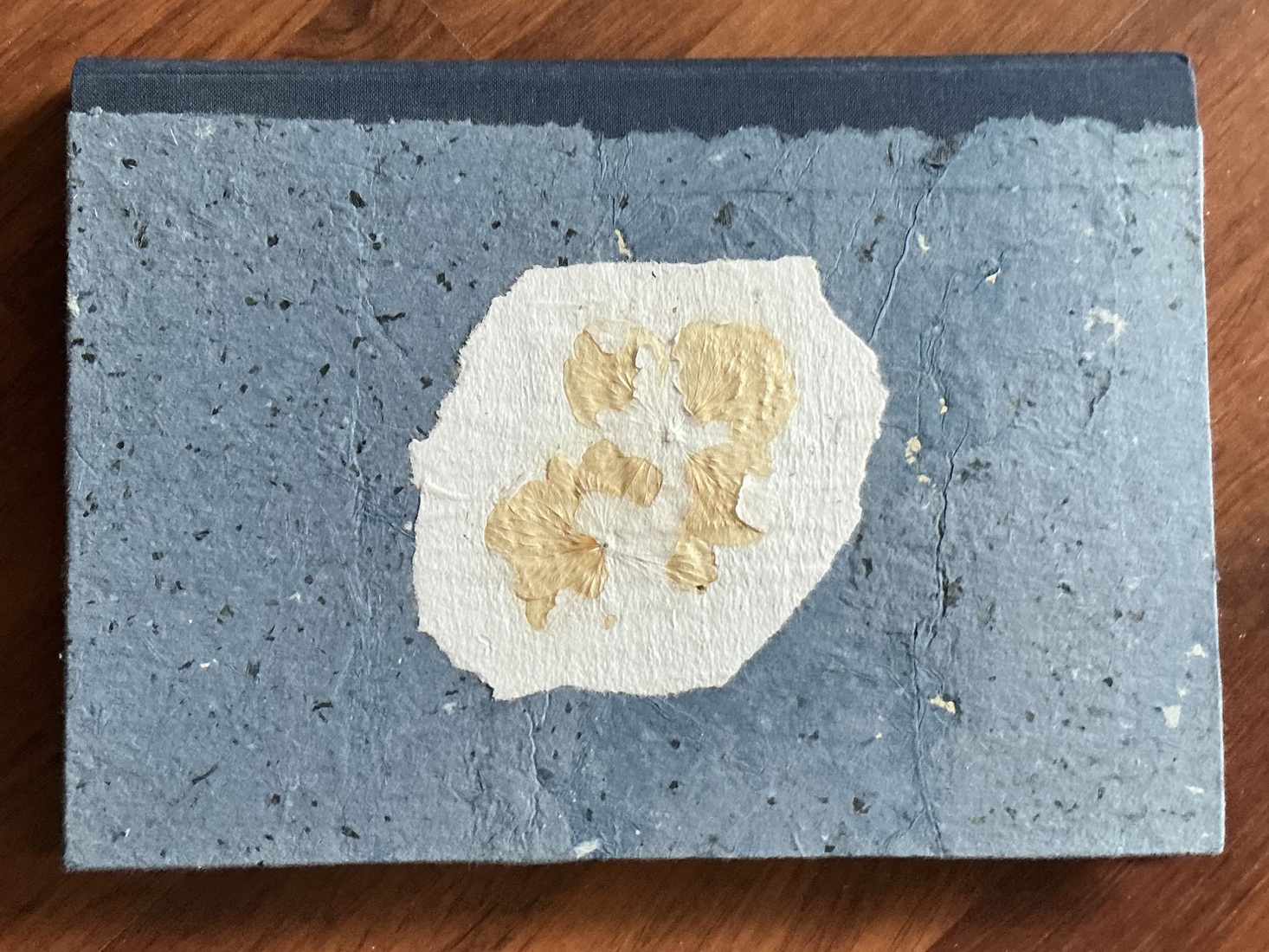 Boek van handgeschept papier 