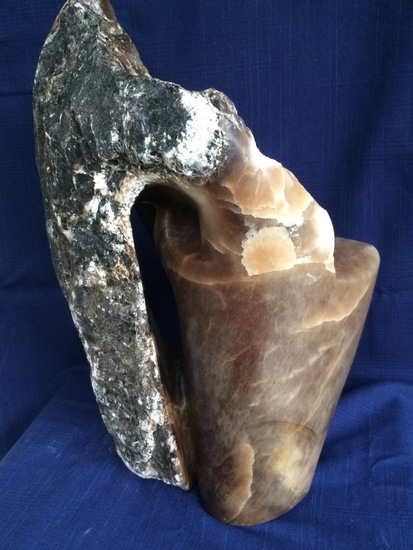 zonder titel, bruin albast