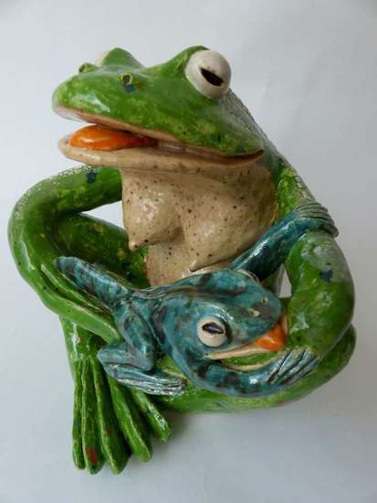 Kikkermamma met jong