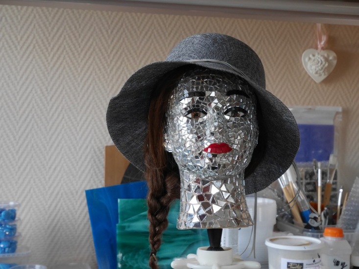 Dame van glasmozaiek 