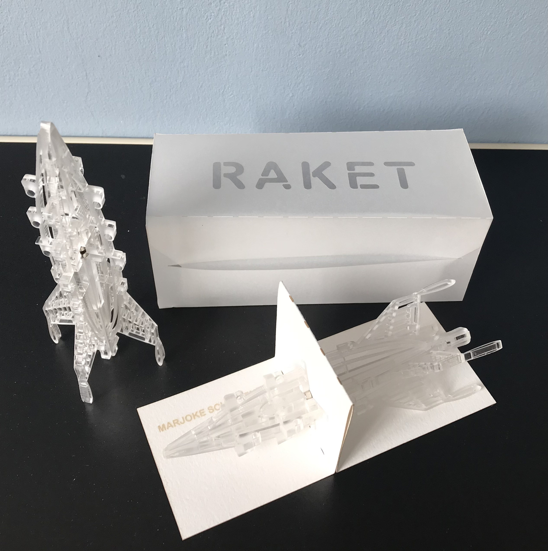 Zeppelins, ruimteschepen en onderzeeboten in een doosje