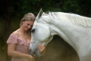 Deze foto's zijn met paarden en hun eigenaar('s). Als je zelf ook met je paard op de foto willen kijk dan bij Paardenfotografie.