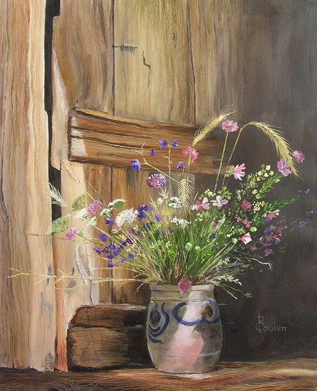 Keulse pot bij oude deur