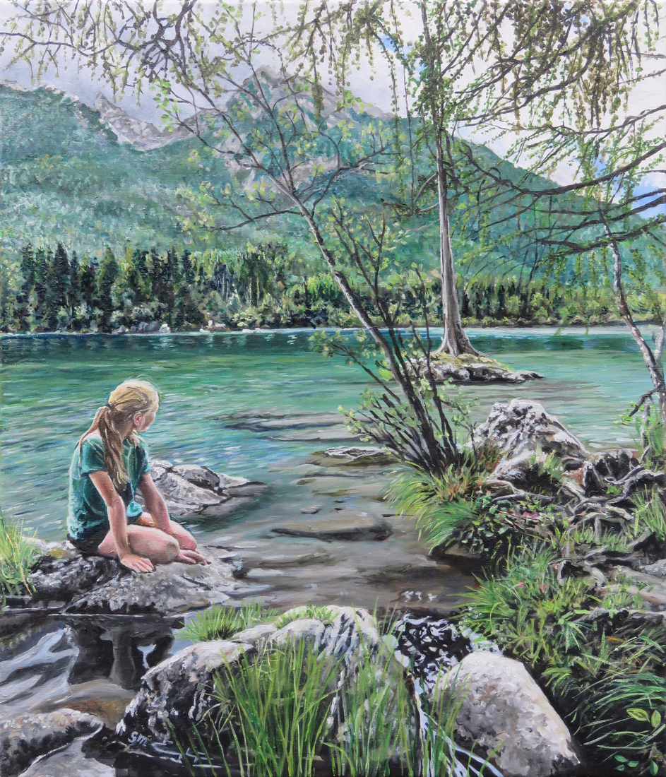 Meisje aan het bergmeer