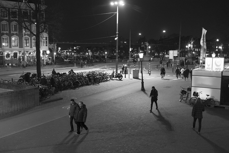 Amsterdam, Waterlooplein bij avond