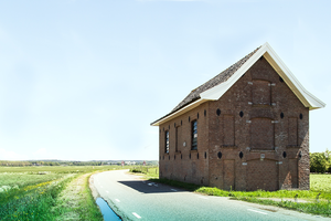Karakteristieke gebouwen langs de Nederlandse rivieren die op een of andere manier het rivierlandschap vorm hebben gegeven en er rechtstreeks verband mee houden, zoals dijkmagazijnen, gemalen en steenfabrieken.
