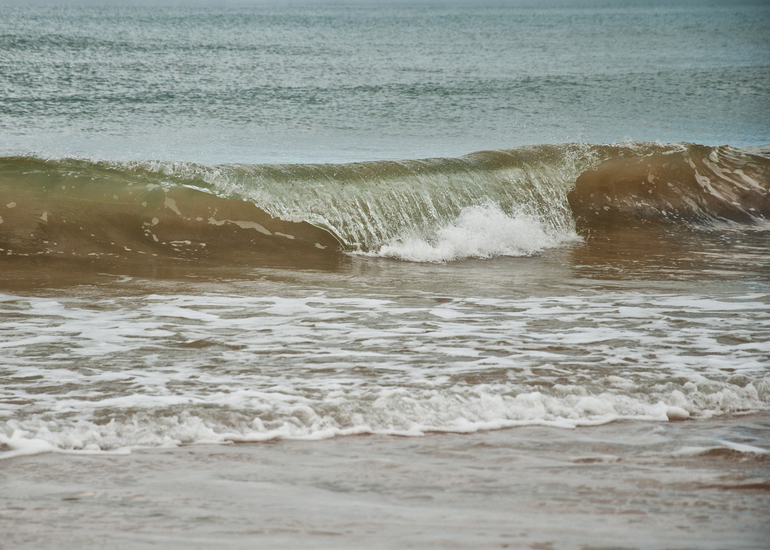 Rolling wave