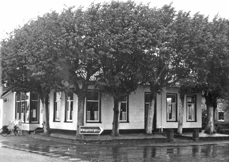 Oudeweg 2 café Spandauw ca 1965