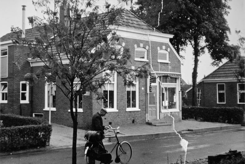 Oudeweg 100 bakker J. v. d. Ziel ca 1965