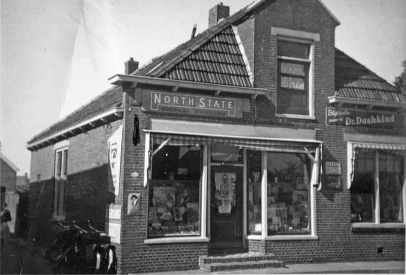 Hoofdweg 132 A kapper Haan ca 1965