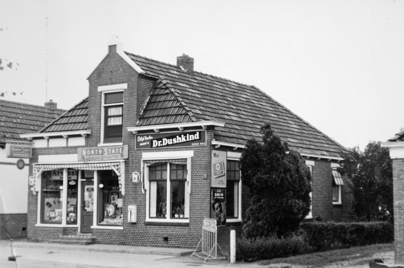 Hoofdweg 132 kapper Haan ca 1965