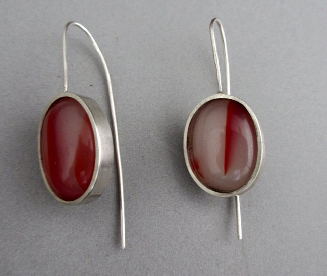 zilveren oorbellen met carneool