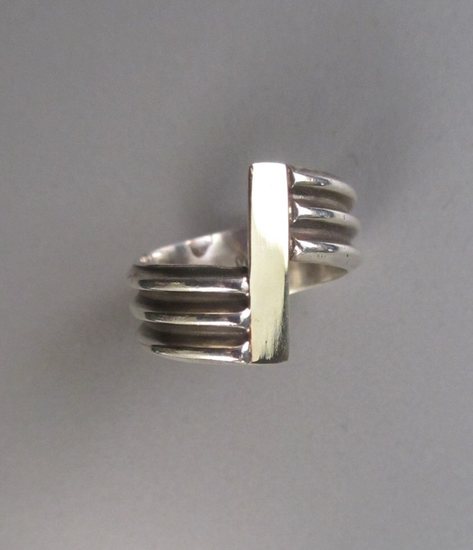 zilveren ring met gouden accent