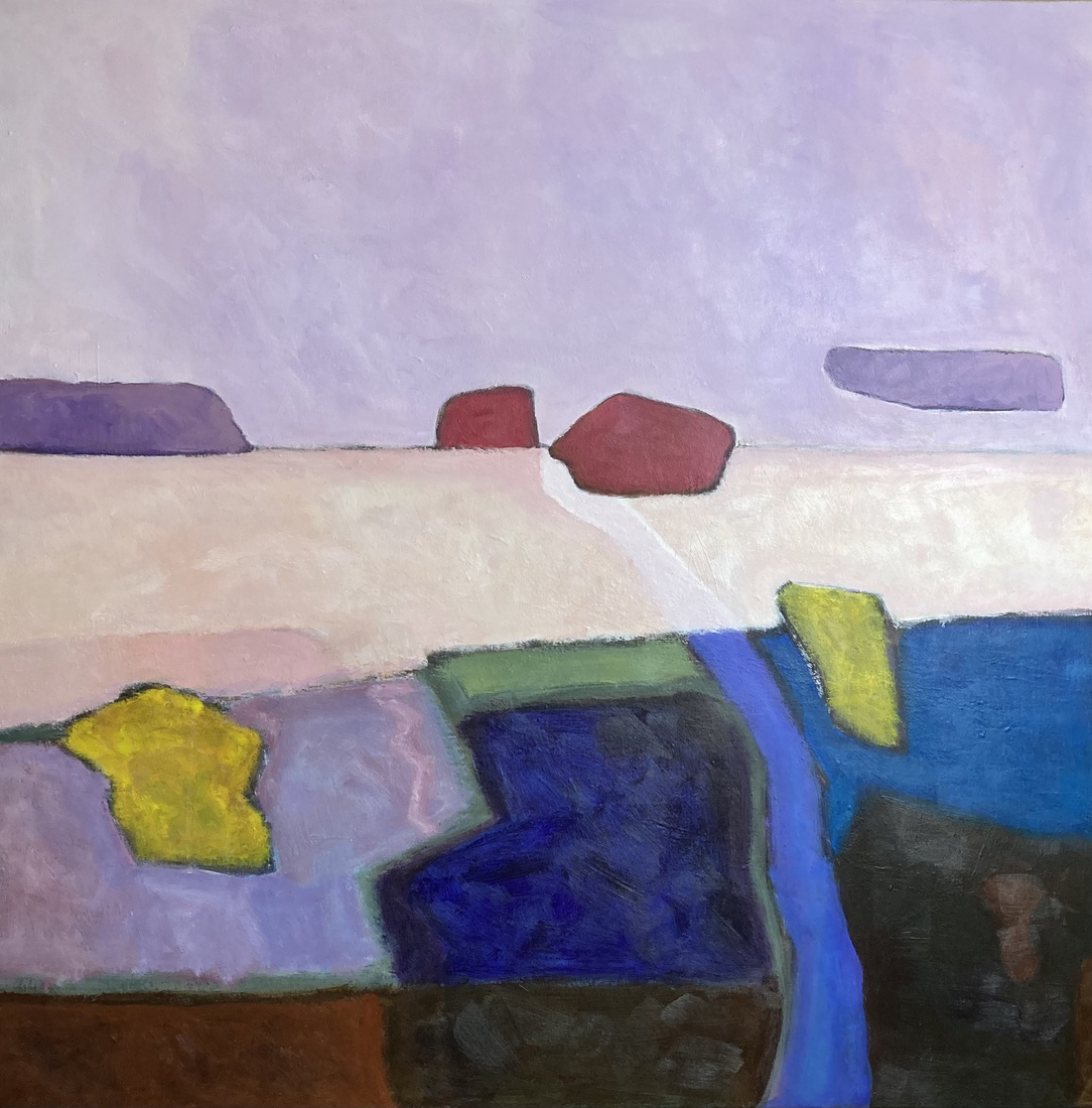 Le chemin à travers un paysage désert