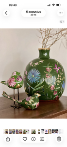 Vazen die reeds zijn verkocht, maar een indruk geven van de mogelijkheden.