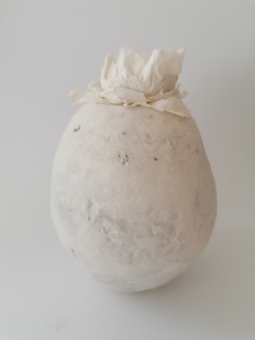Urn pioenroos