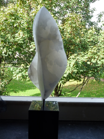 Alabaster white 7 (light from outside)