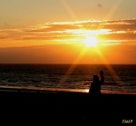 Zonsop - en ondergangen, de maan, wolken en luchten, beelden door de weersomstandigheden, altijd weer een uitdaging om die vast te leggen.