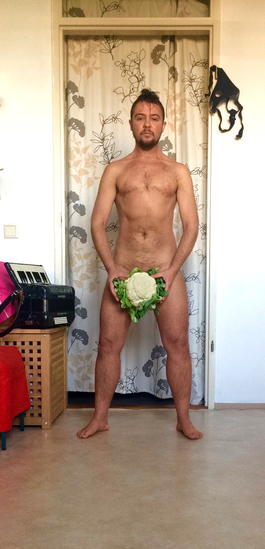 I may be a freak but at least my genitalia don’t look like cauliflower