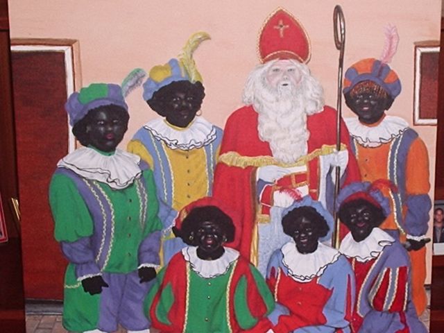 San Nikolas with his servants