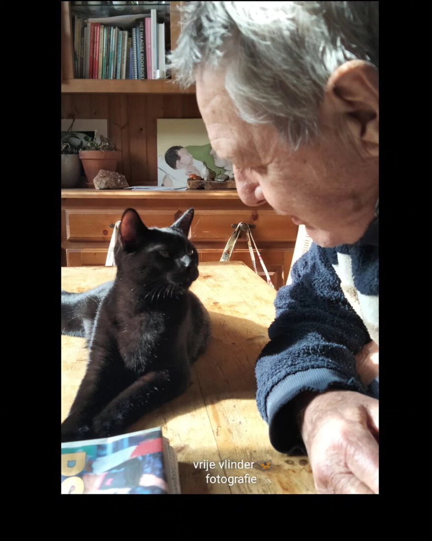 contact , baasje en Finn