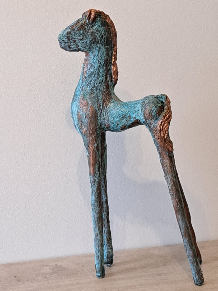 Paard in koper uitvoering