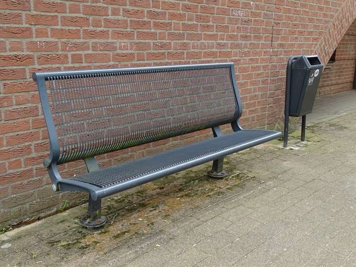 Raadhuisplein, Rijen.