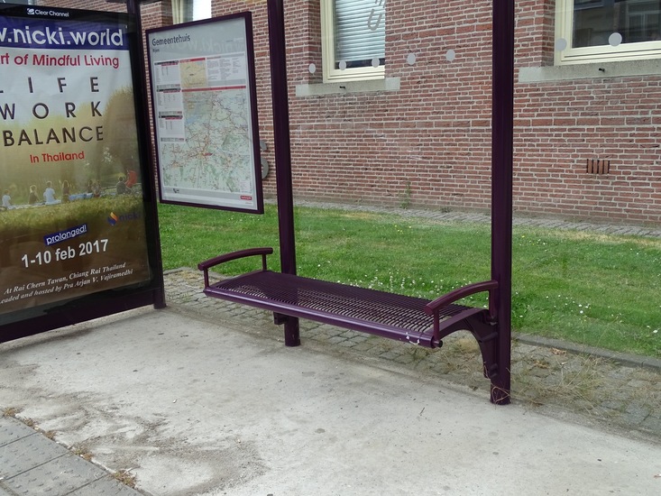 Raadhuisplein, Rijen.