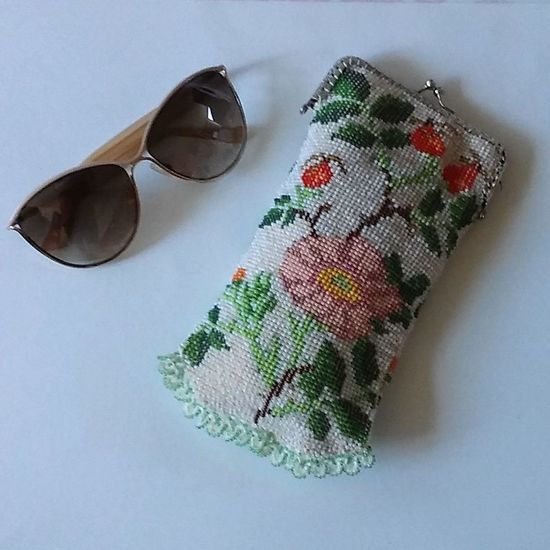 Brillenkoker Rosa Canina