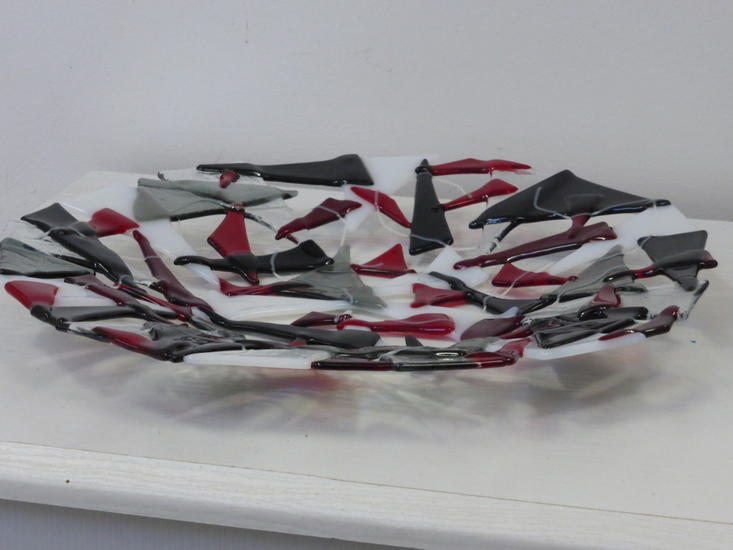 schaal rood/zwat/wit