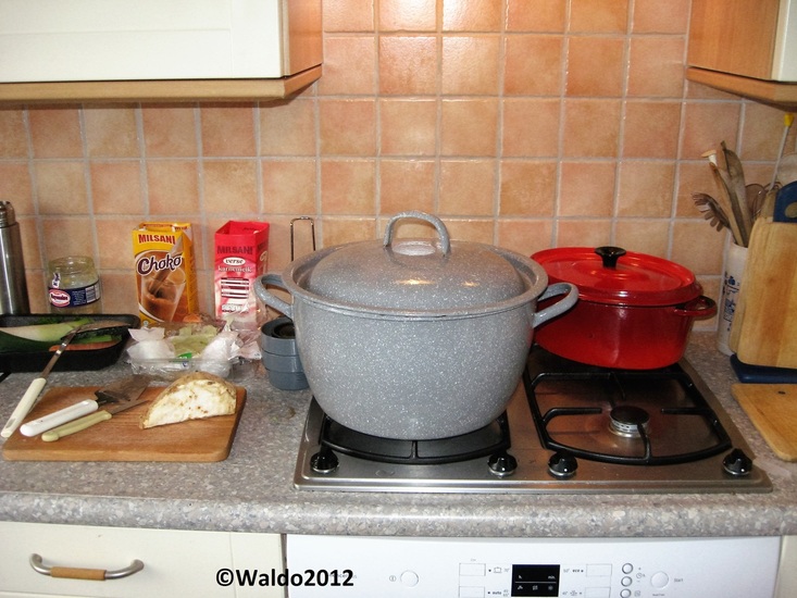 pea soup, hot chocolate and stew