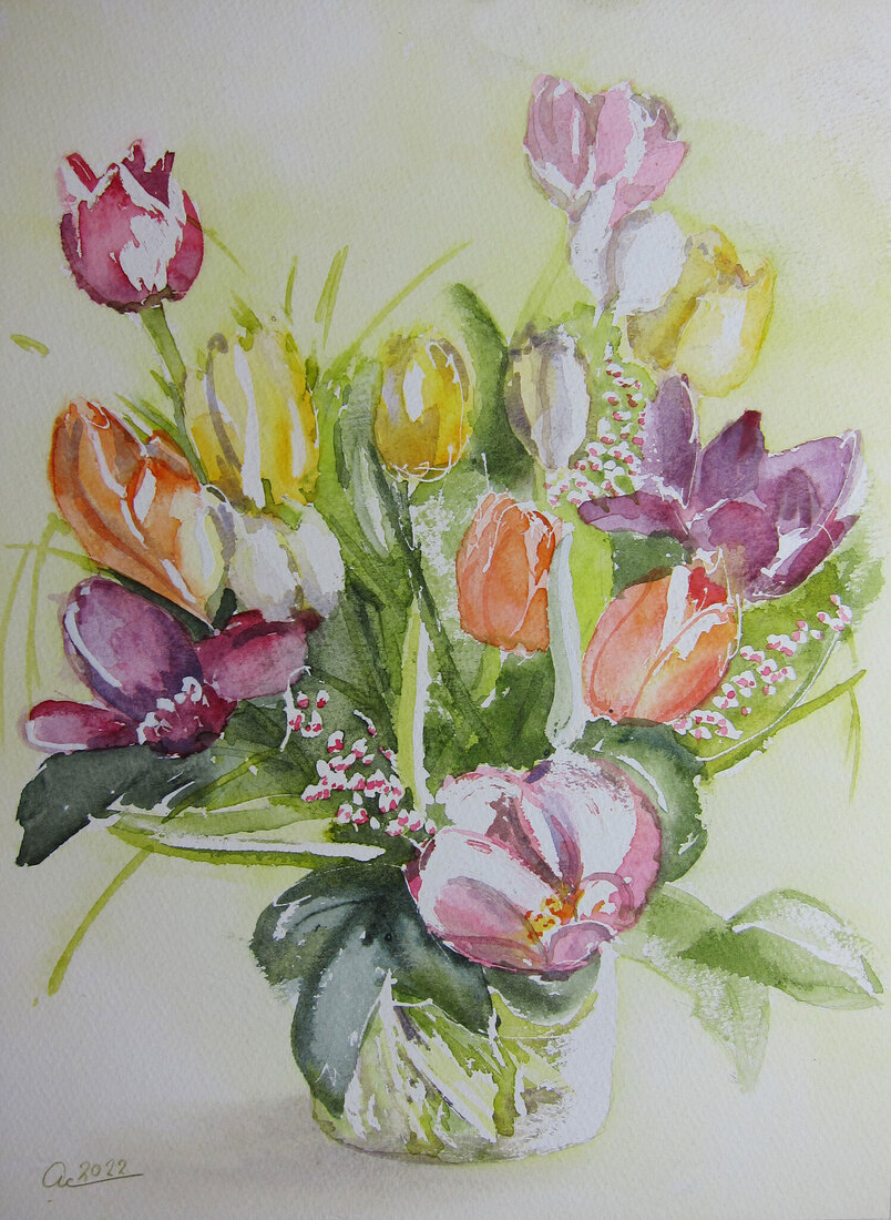 Gemengde tulpen in een vaas