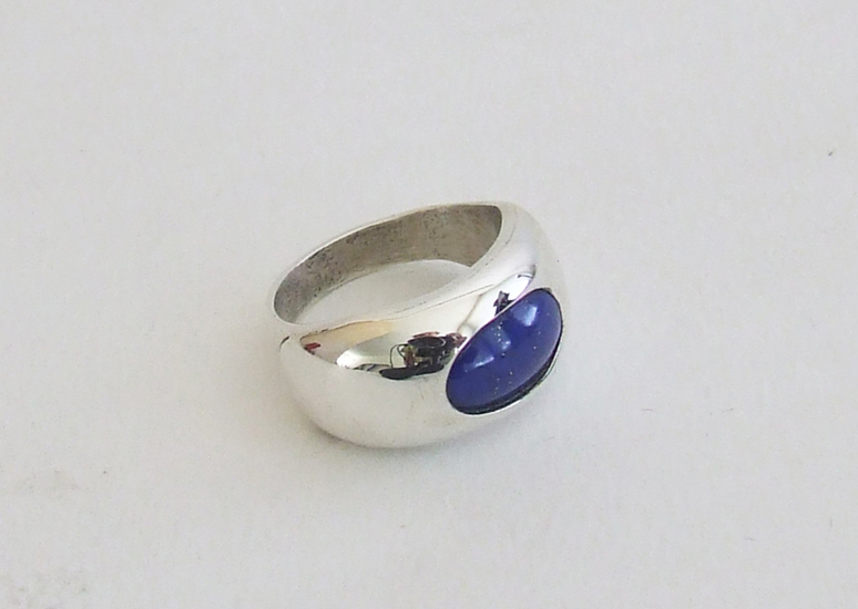 zilveren ring cabuchon lapis lazuli