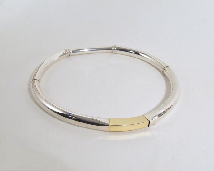 zilveren halssieraad rond&recht