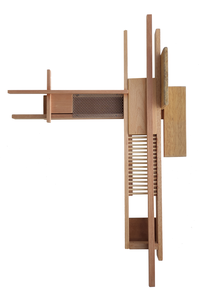 Sculpturen om aan de wand te hangen, vervaardigd uit hout, kunststof of metaal