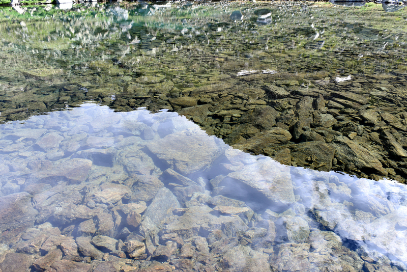 spiegeling in het water