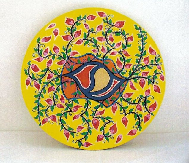 Decorated wooden plate 'Golden eye'