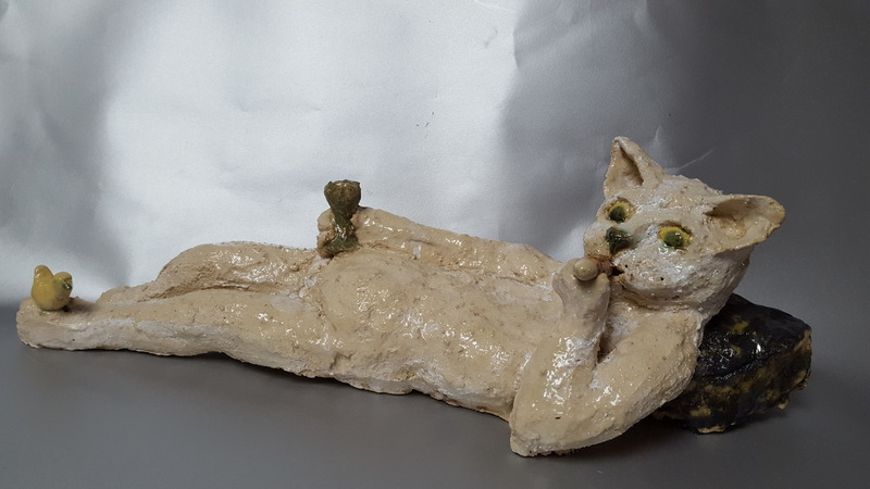 Kat met glas en sigaar