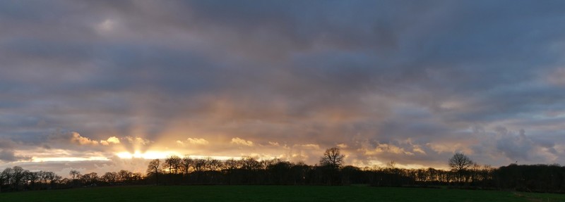 Verlichte regenlucht