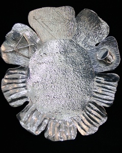 gilde schilde voor schutterijen. met graveer en ciseleer werk https://www.edelsmidfrentz.nl/portfolio/gilde-schilde-gravures-graveren/