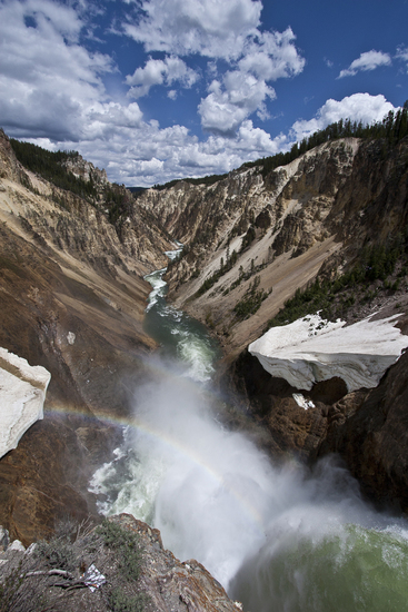 Regenboog bij Lower Yellowstone Falls